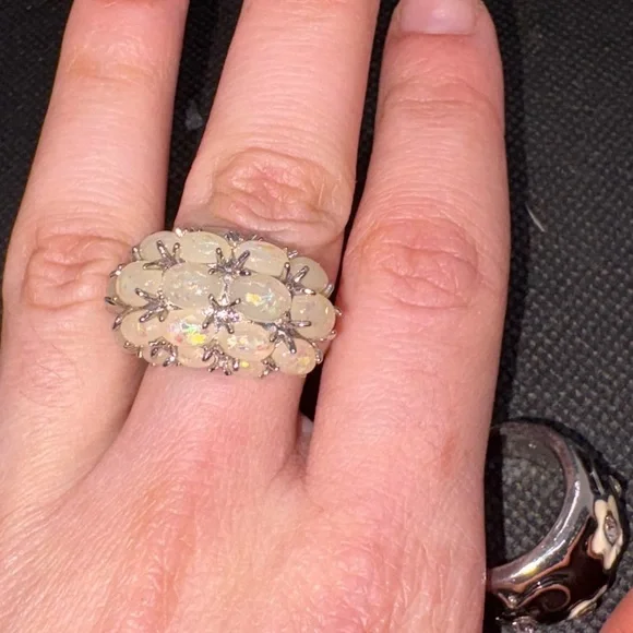 Ethiopian opal gemstone finger ring, commonly set in sterling silver - Picture 1 of 1